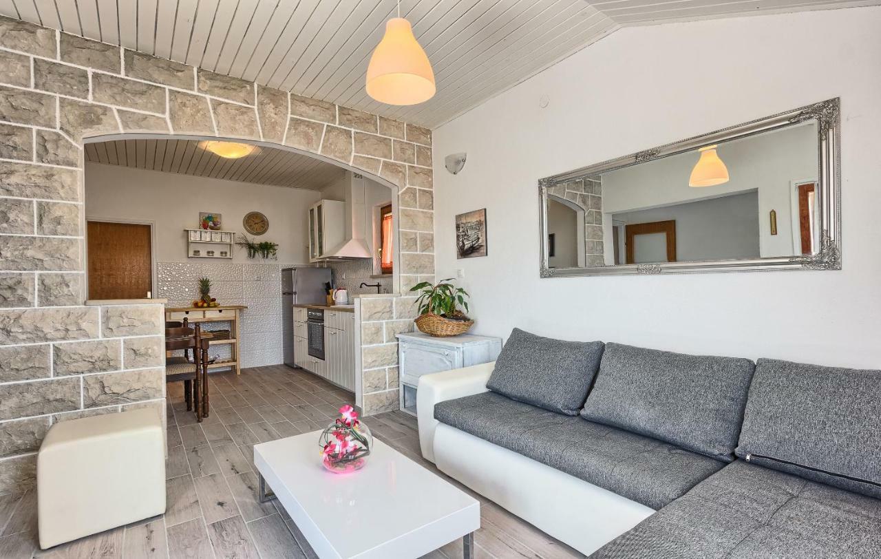בול Lantana Apartment מראה חיצוני תמונה